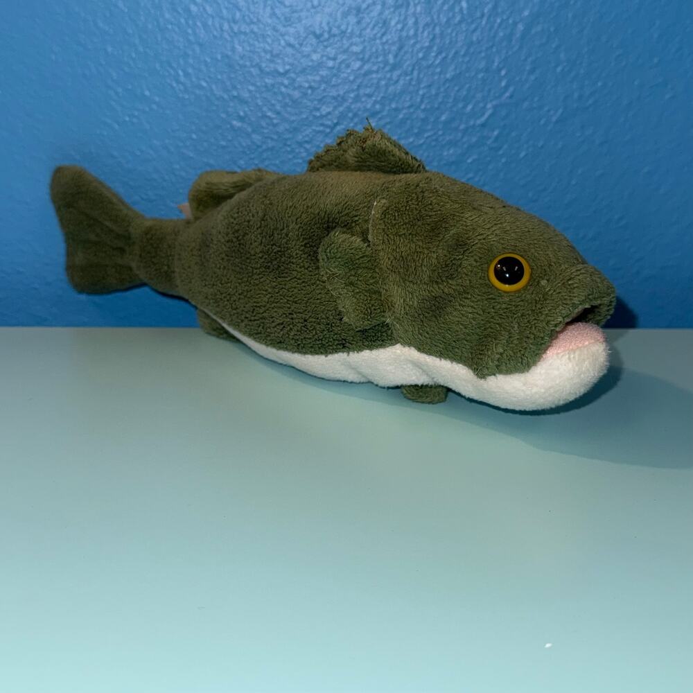 Bass Pro Shops Largemouth Bass Plush Wildlife Artists Fishing Decor Toy